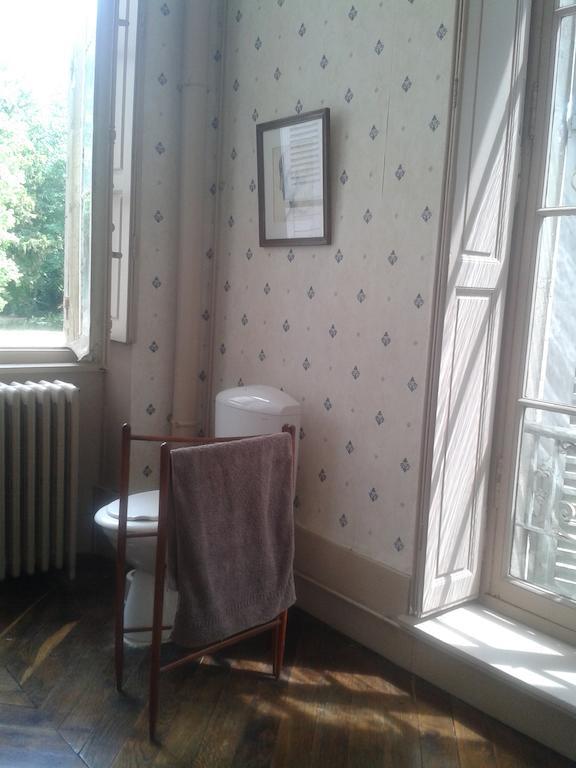 Le Chateau De Bressey & Son Orangerie Room photo