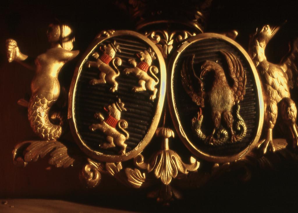 Le Chateau De Bressey & Son Orangerie Room photo
