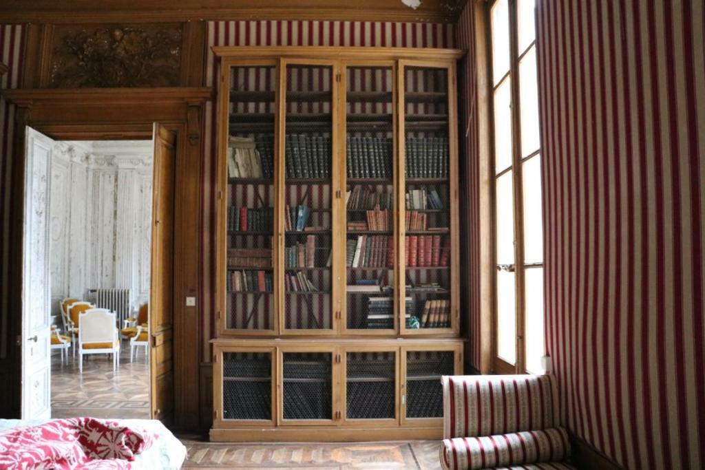 Le Chateau De Bressey & Son Orangerie Exterior photo